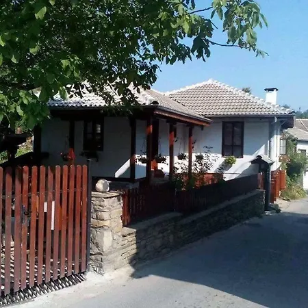 дядовата къща Гостевой дом