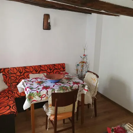 дядовата къща Tryavna