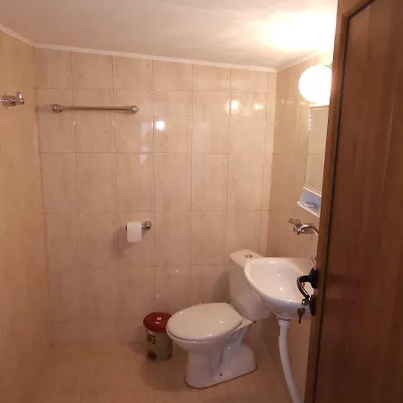 дядовата къща